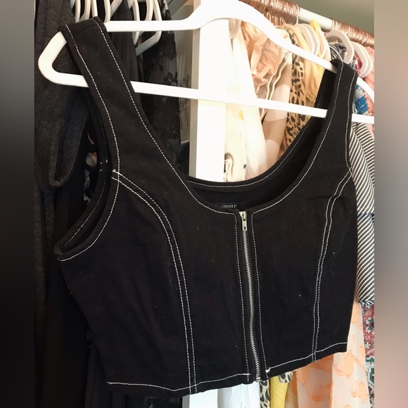 ❌F21 Topstitched Denim Zip-Front Cropped Top - Picture 6 of 12